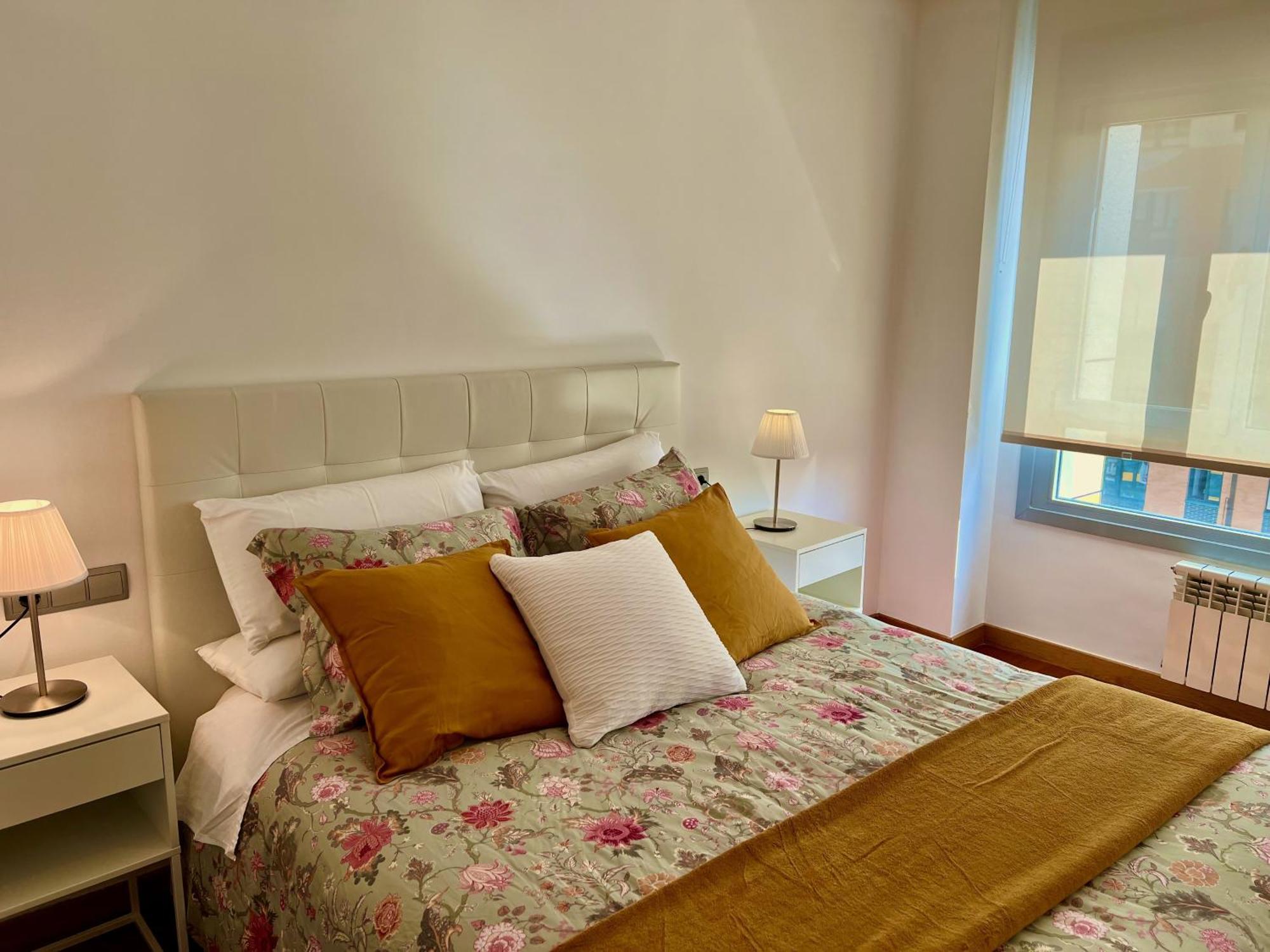 Apartamento Europa Jardin Oviedo Buitenkant foto
