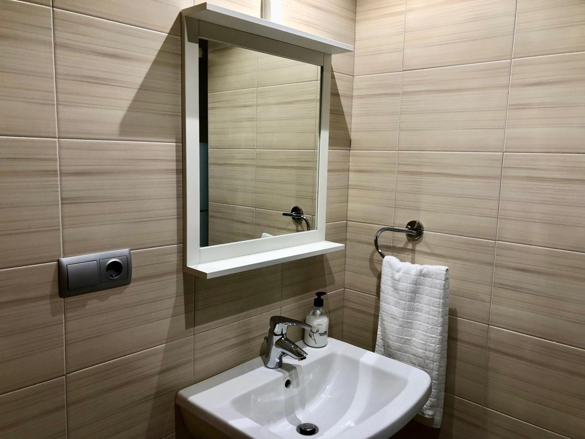 Apartamento Europa Jardin Oviedo Buitenkant foto