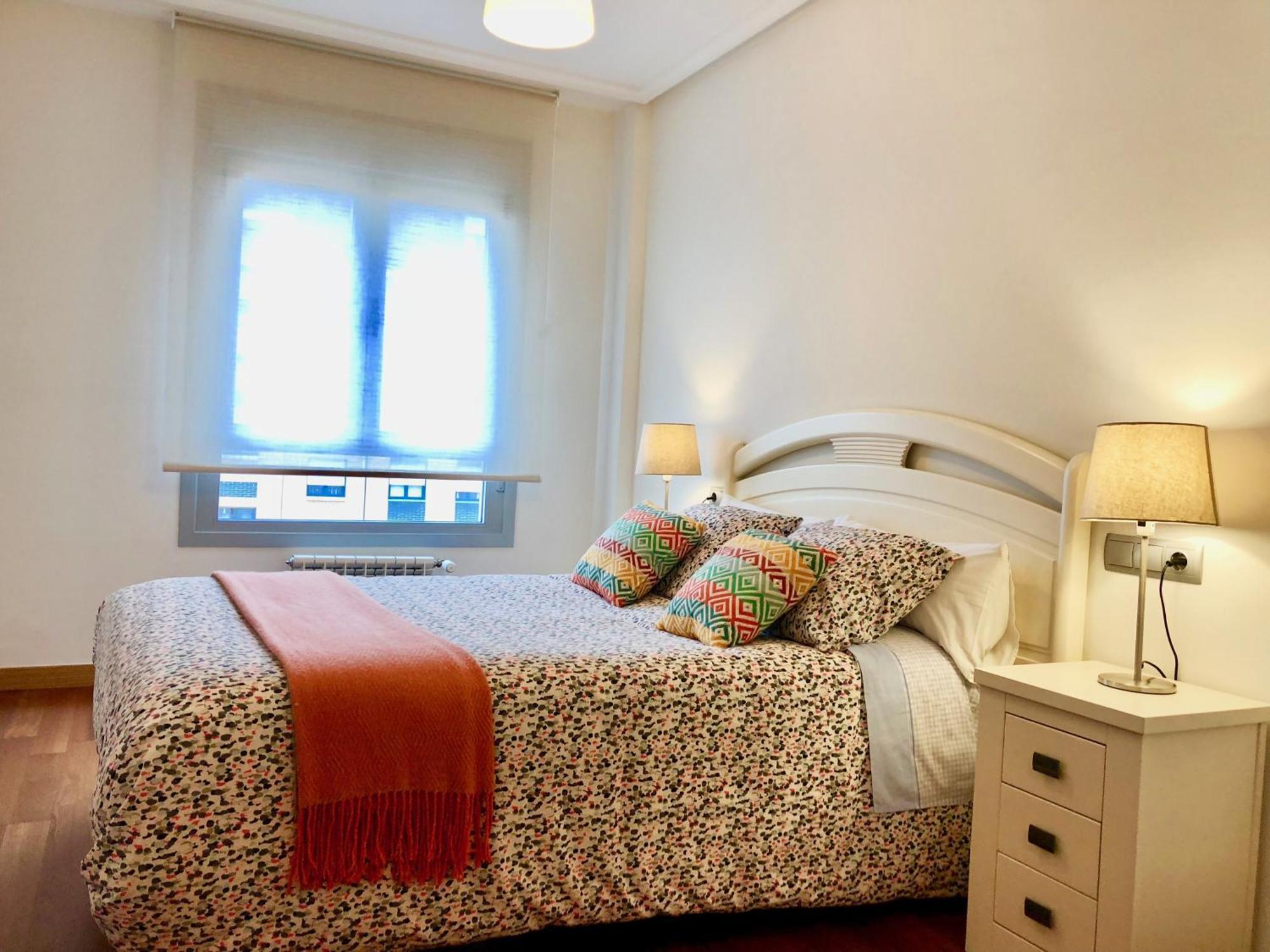 Apartamento Europa Jardin Oviedo Buitenkant foto