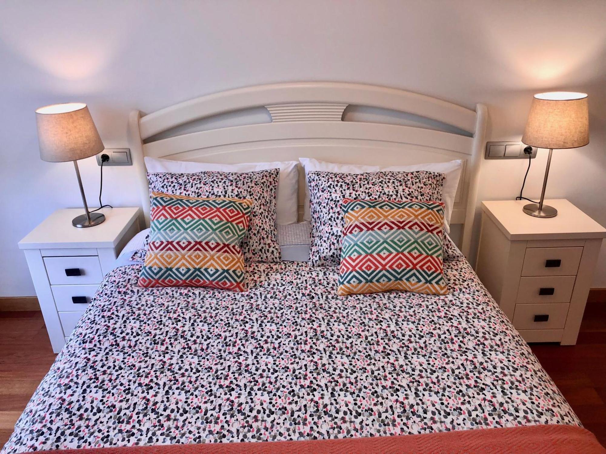 Apartamento Europa Jardin Oviedo Buitenkant foto