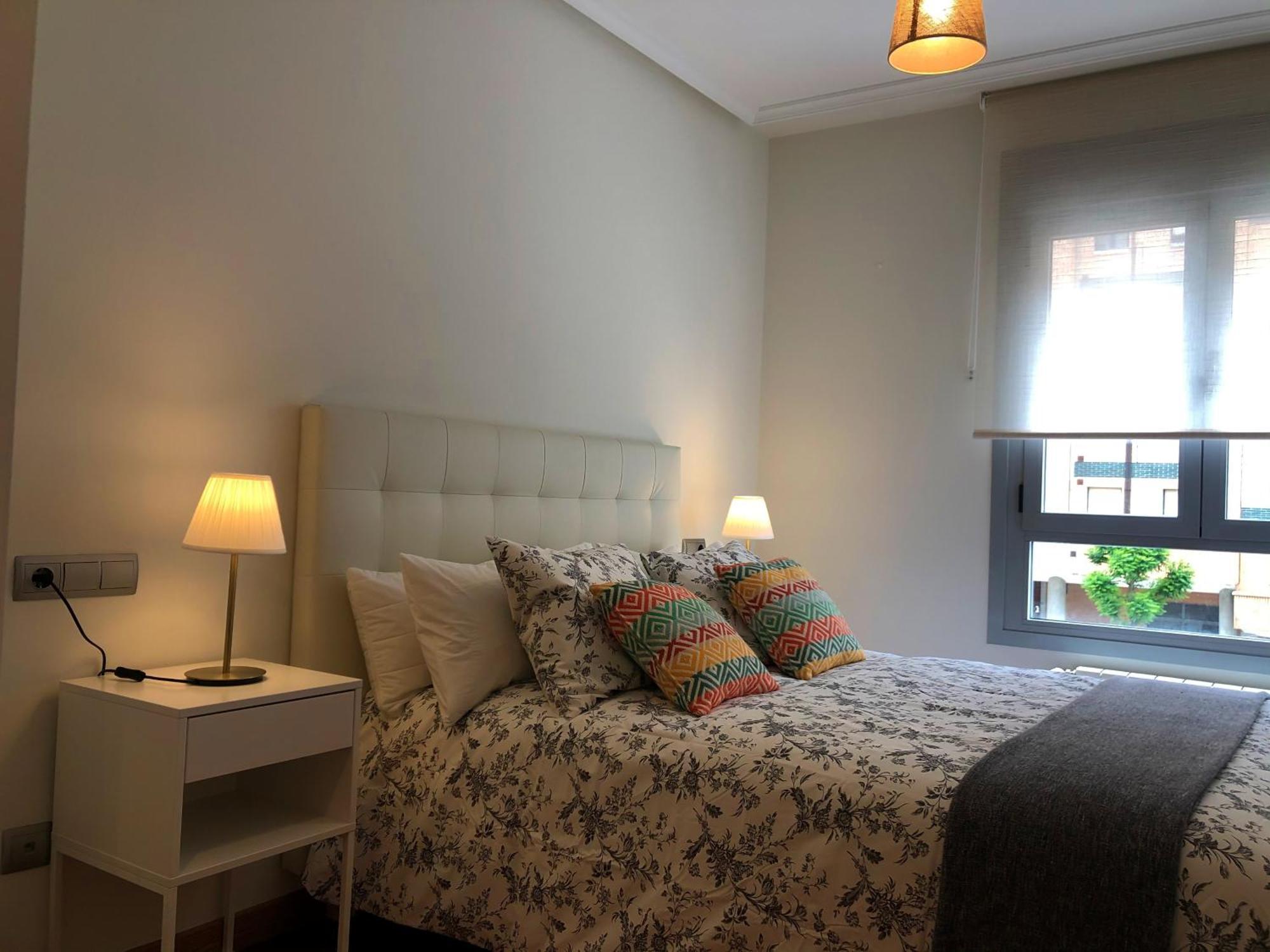 Apartamento Europa Jardin Oviedo Buitenkant foto